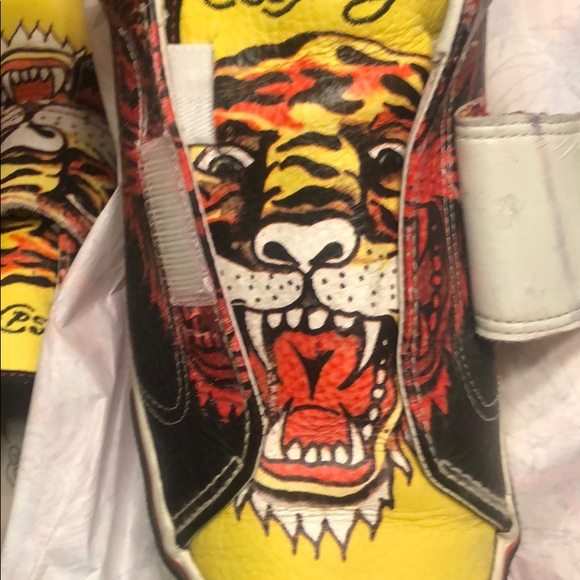 Ed Hardy shoes - Picture 2 of 7